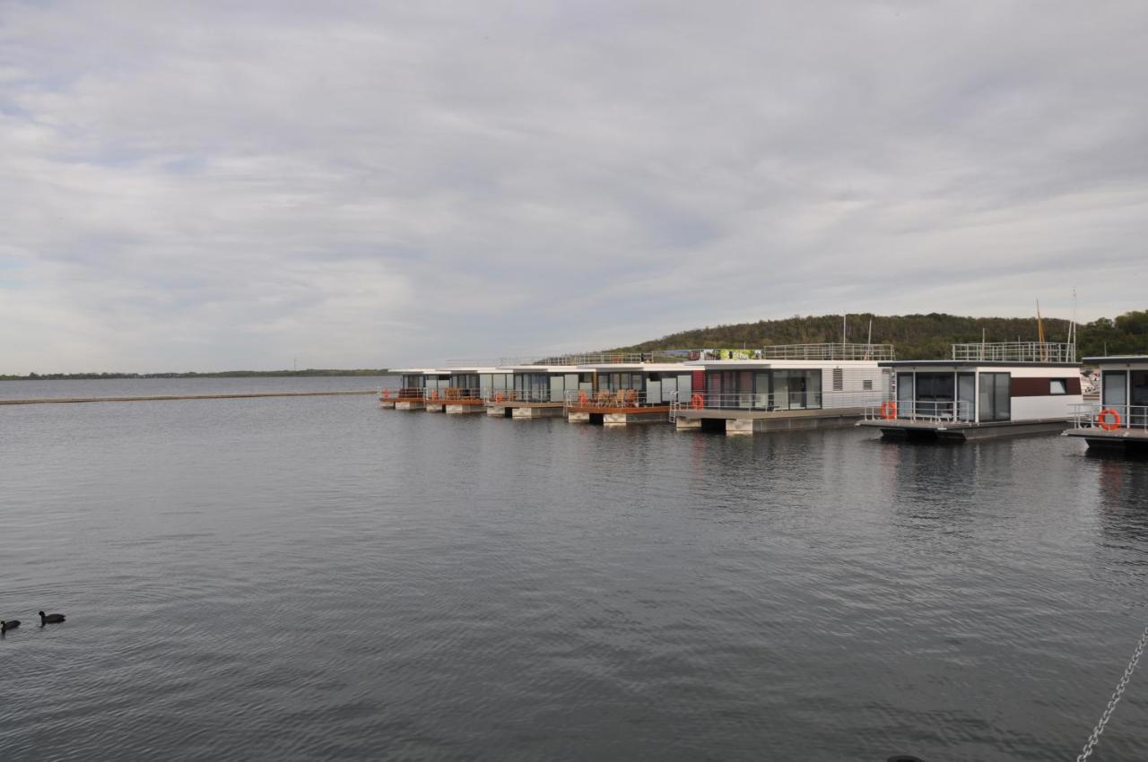 Hausboote Marina Braunsbedra Villa Kültér fotó